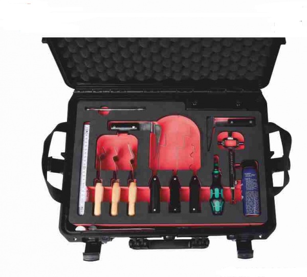 Einsatzkoffer m1 - zugefallene Türen und Kippfenster -